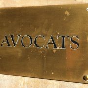 Positionnement marketing des cabinets d'avocats